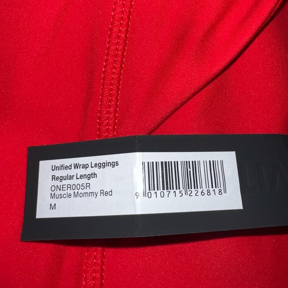 UNIFIED WRAP LEGGINGS
Color:
Muscle Mommy Red Regular Length - Picture 9 of 11